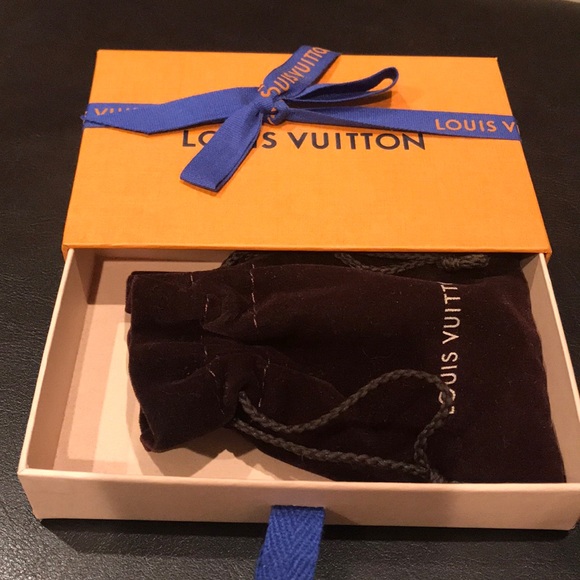 Louis Vuitton Bracelet - Picture 2 of 5